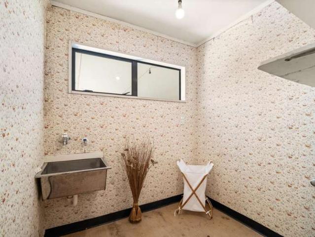 House for sale in Otakou