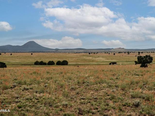 Land for sale in Ash Fork, Arizona