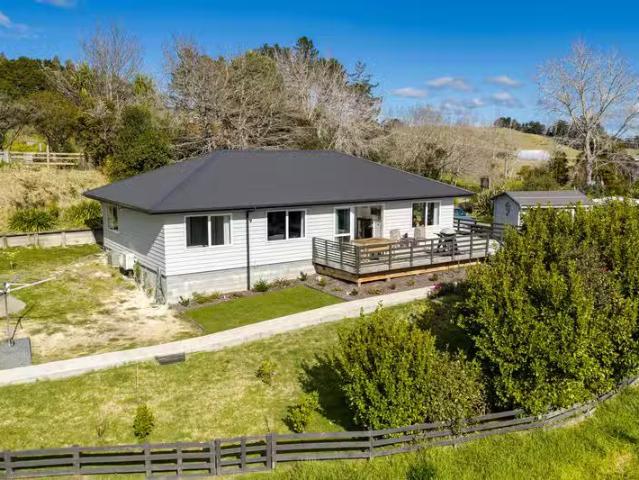 House for sale in Paparoa, Northland
