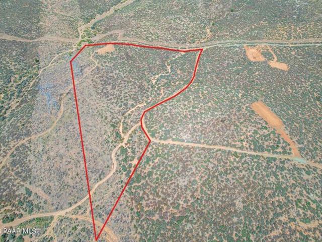 Land for sale in Dewey, Arizona