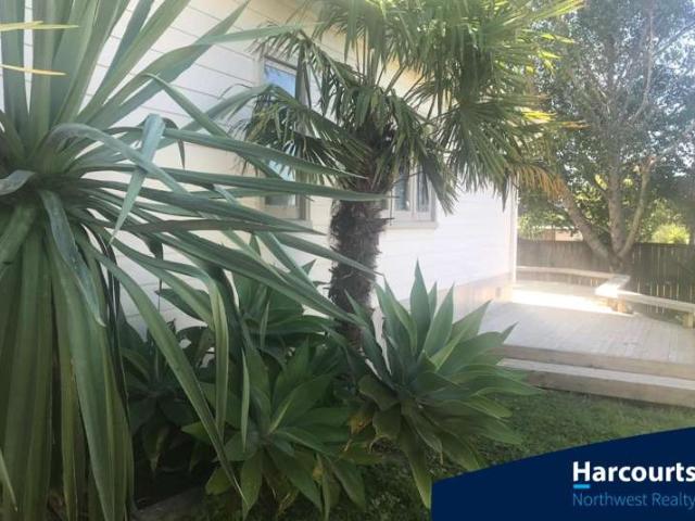 House for rent in Paremoremo, Oroua County