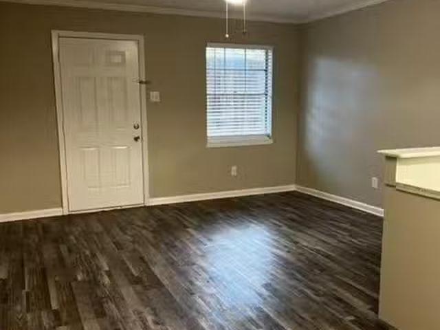 Condo for rent in Grand Prairie