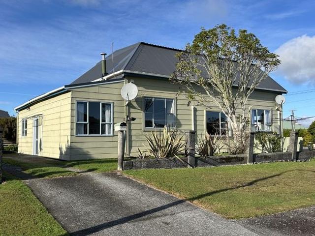 Apartment for rent in Hokitika, West Coast