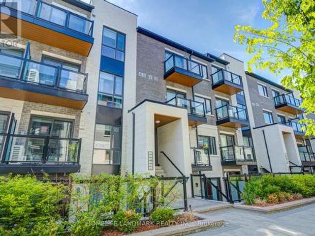 Townhouse for sale in Woburn, Ontario