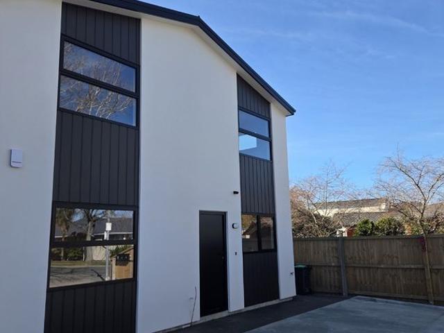 House for rent in Chaslands, Canterbury