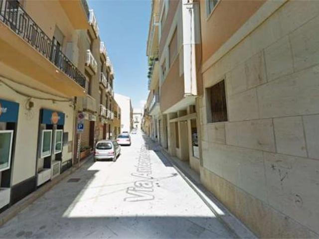 Locale Commerciale in affitto a Marsala, Sicilia