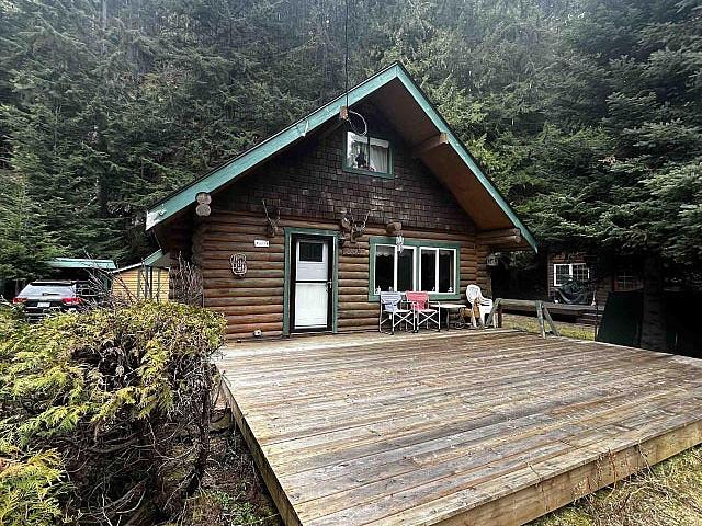 Condo for sale in Canyon, British Columbia