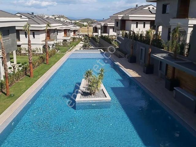 Güzelbahçe, İzmir içerisinde kiralık Villa