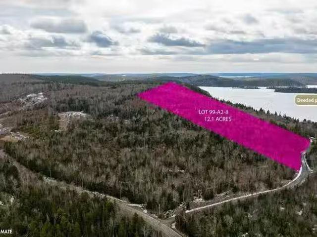 House for sale in Musquodoboit Harbour, Nova Scotia