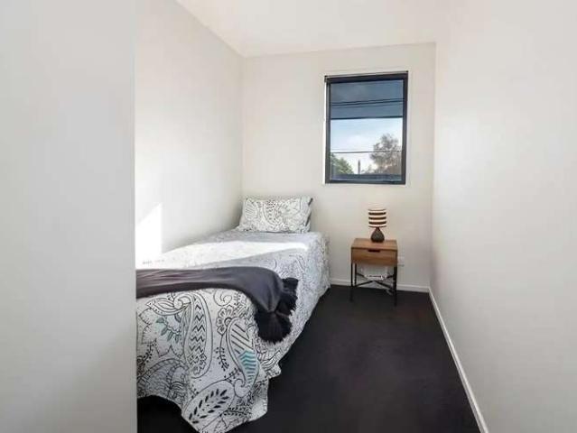 Townhouse for rent in Canterbury
