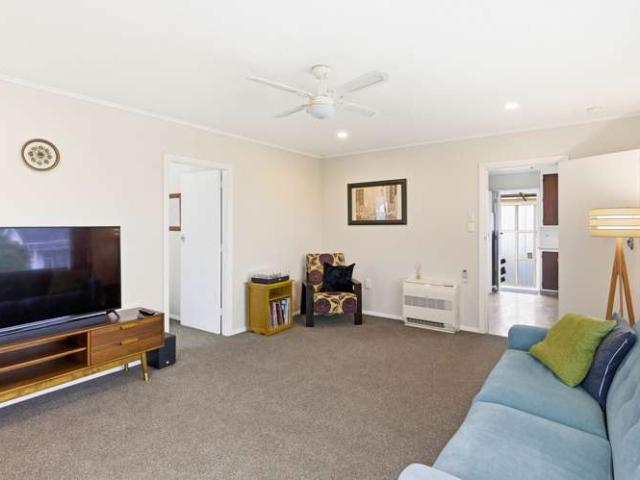 Townhouse for sale in Otakou