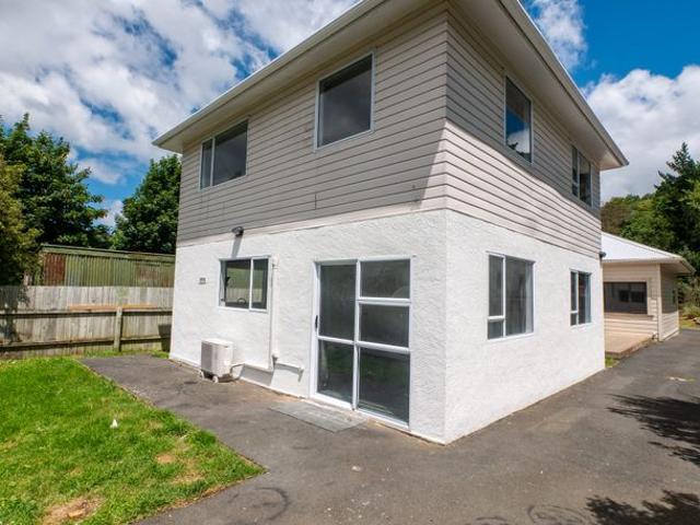 House for rent in Otakou