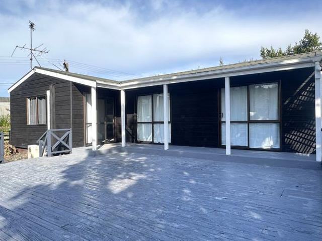 House for rent in Awhitu, Oroua County