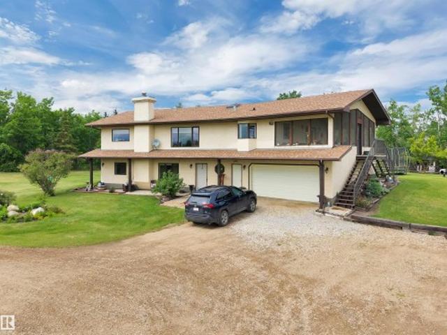 House for sale in Alberta