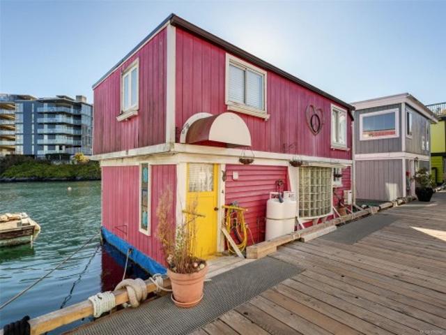 House for sale in James Bay, Victoria