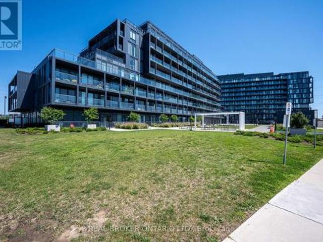 Condo for sale in Burlington, Ontario