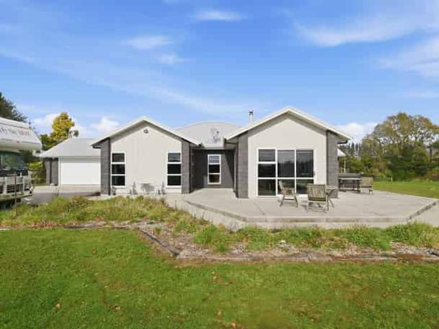 House for rent in Mamaku, Bay Of Plenty