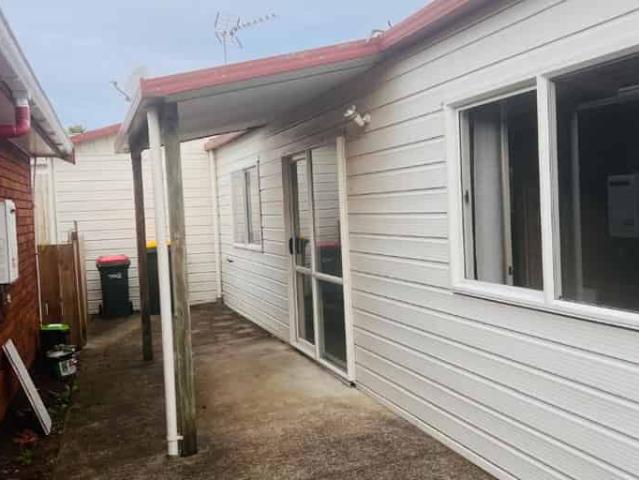 House for rent in Howick, Oroua County