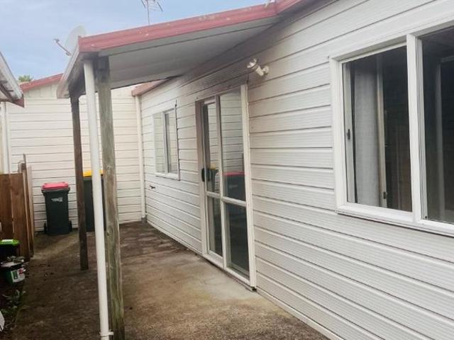 House for rent in Howick, Oroua County