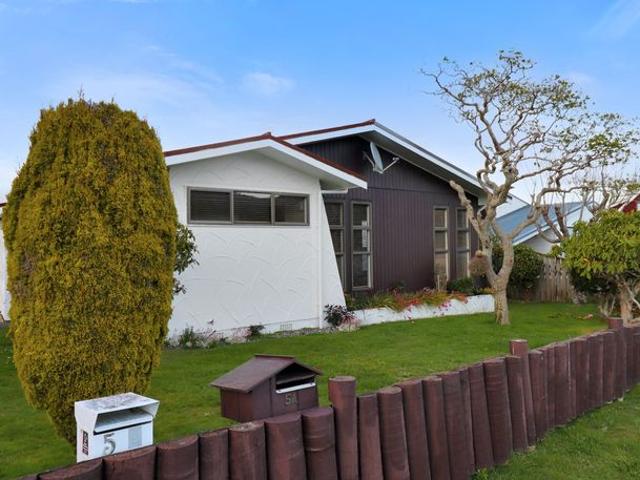 Apartment for rent in Brown Owl, Upper Hutt