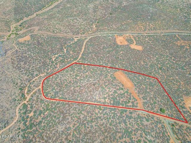 Land for sale in Dewey, Arizona
