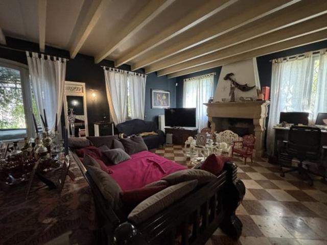 Villa Indipendente in vendita a Unione delle Terre d'Argine, Carpi
