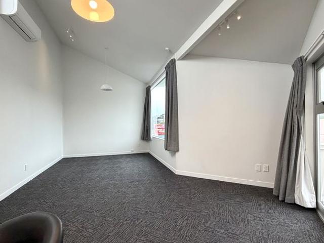 Apartment for rent in Days Bay, Wellington