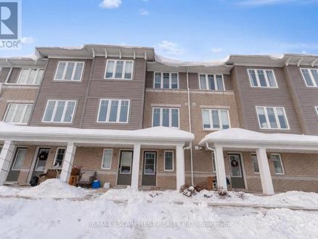 Townhouse for sale in Kitchener, Ontario