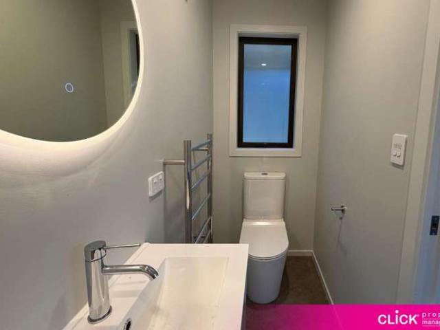 House for rent in Otakou