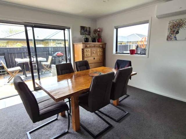 House for rent in Islington, Blenheim