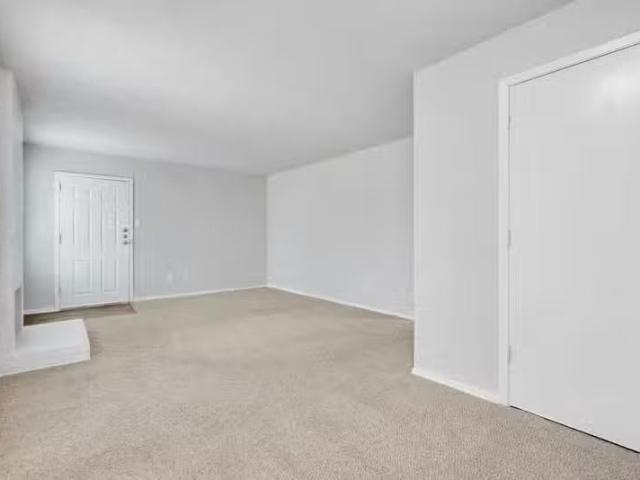 Condo for rent in Dallas