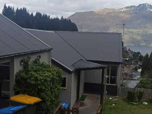 House for rent in Otakou