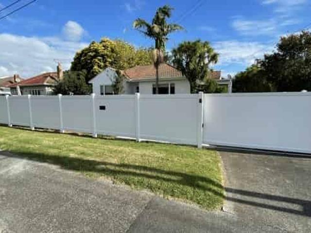 House for rent in Hillsborough, Oroua County