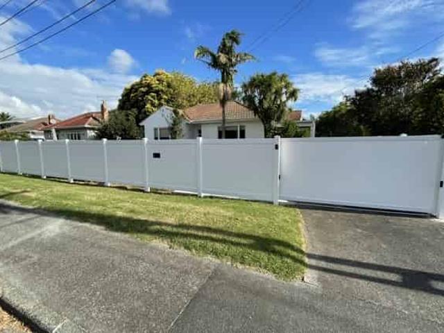 House for rent in Hillsborough, Oroua County