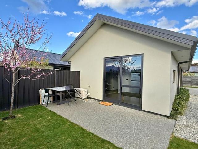 Apartment for rent in Otakou
