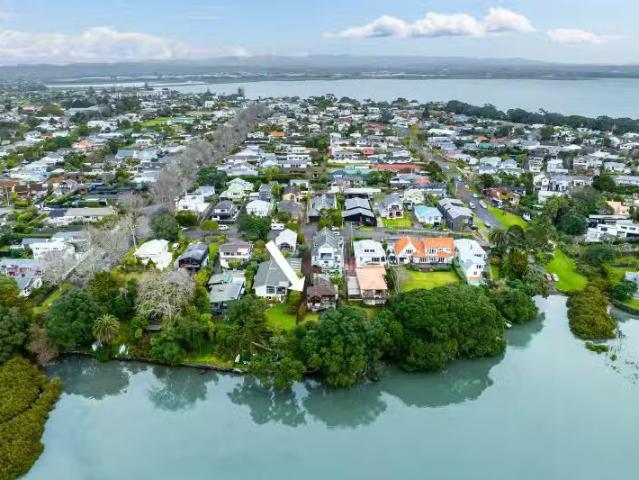 House for sale in Auckland, Oroua County