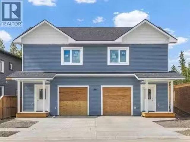 House for sale in Whitehorse, Marsh Lake