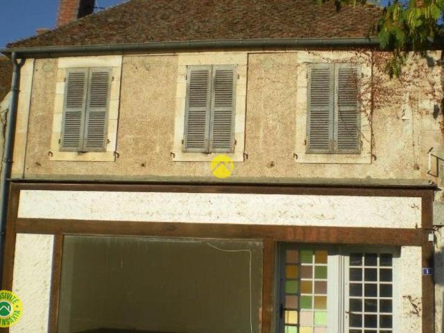 Maison vente à Saint-Amand-Montrond, Charenton-du-cher
