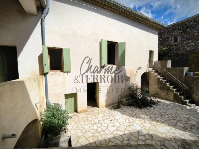 Maison vente à Nîmes, Pougnadoresse