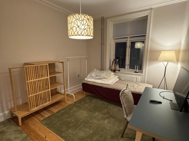 Zimmer til leje i København, Brøndby