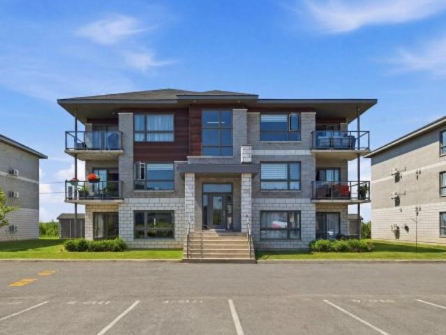 Property for rent in La Vallée-du-richelieu, Quebec