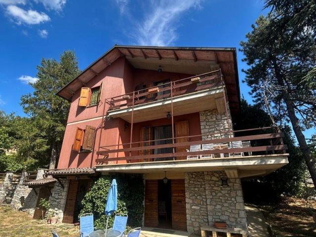Casa in vendita a San Venanzo, Umbria