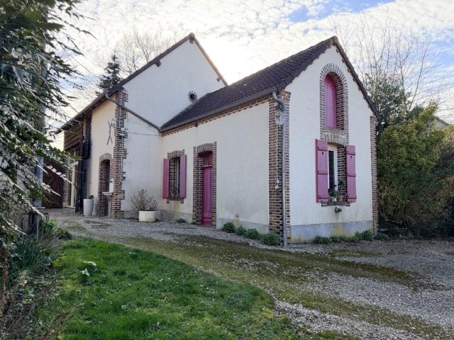 Ferme vente à Auxerre, Les Ormes