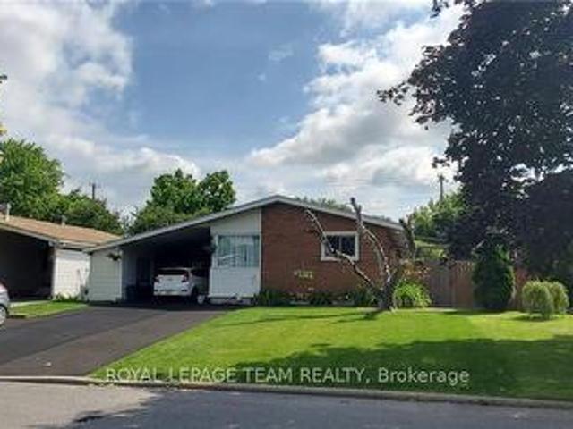 House for rent in Alta Vista, Ottawa