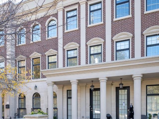 Townhouse for sale in Woburn, Ontario