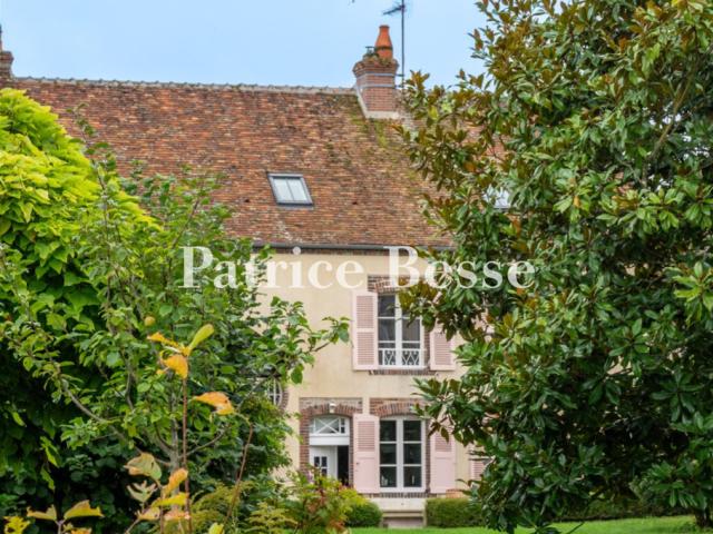 Maison vente à Auxerre, Saint-sauveur-en-puisaye