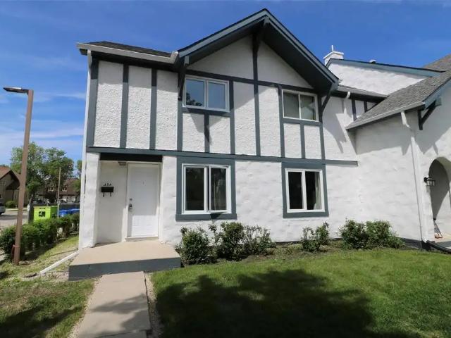 House for rent in East St. Paul, Manitoba
