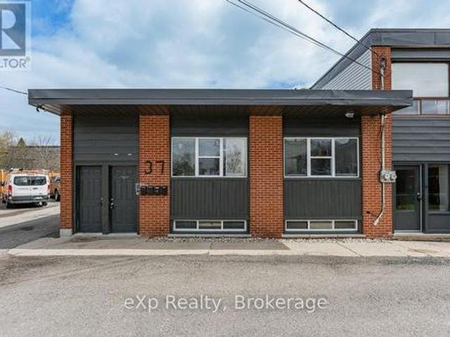 Commercial for rent in Guelph, Ontario