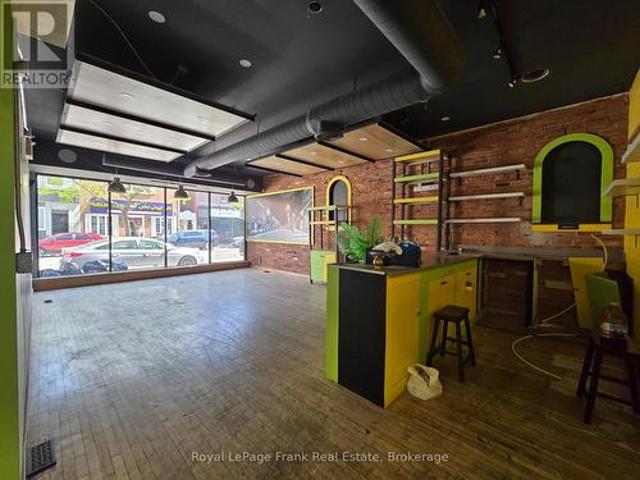 Commercial for rent in Durham, Ontario