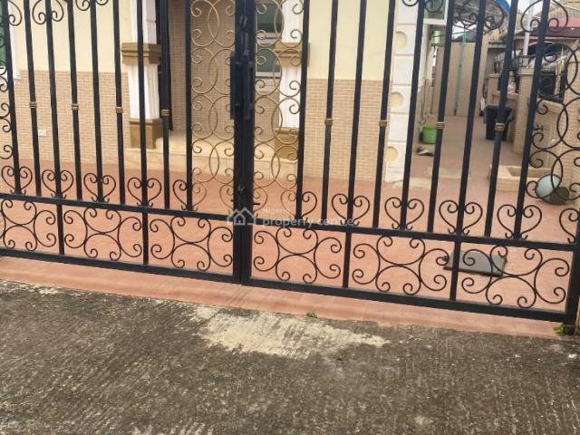 Property for sale in Alimosho, Lagos
